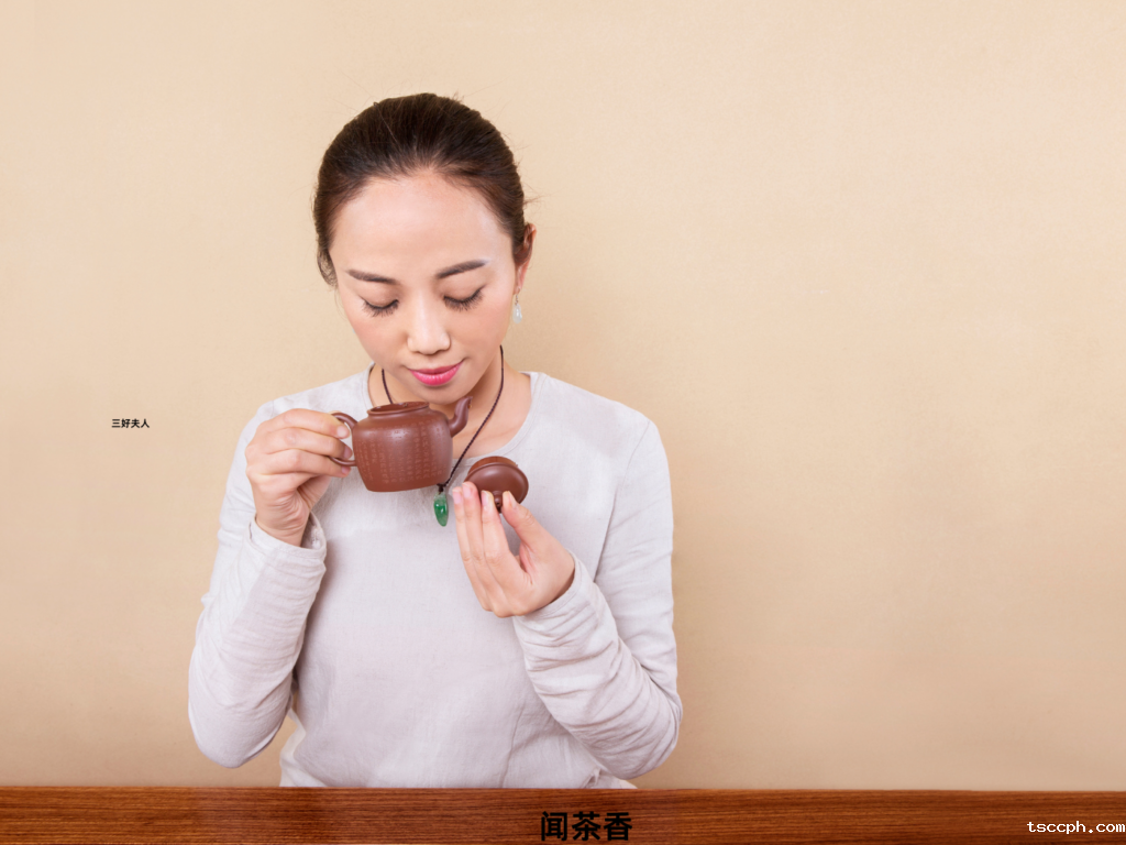 怎么样品饮花草茶？一分钟学会这3招让你成为品茶高手！插图2